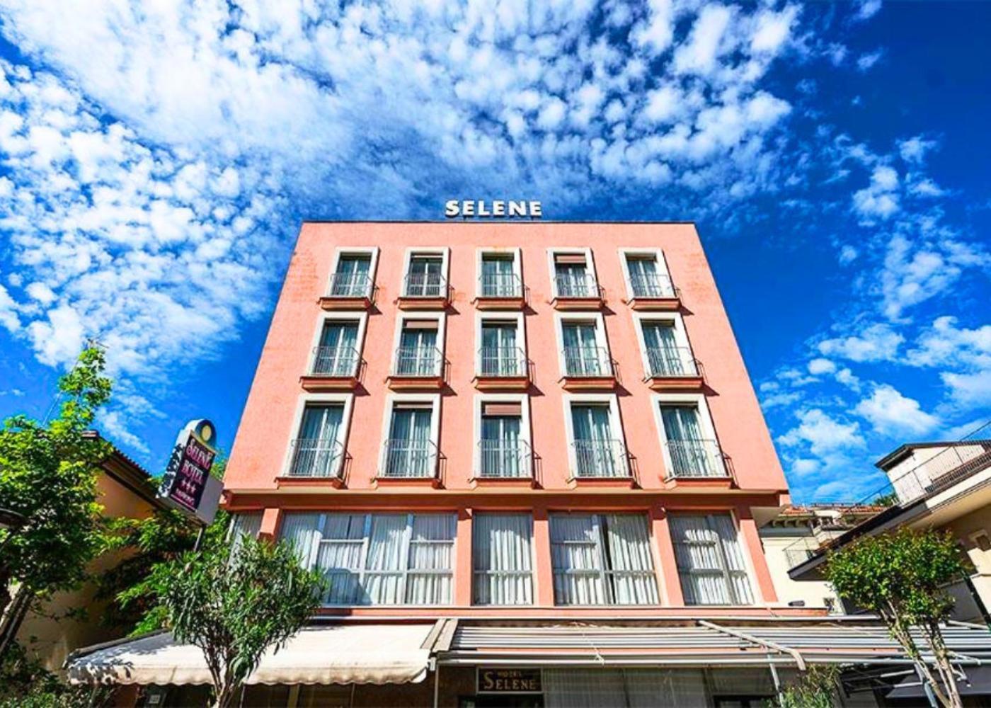 Hotel Selene - Vista Mare Ричоне Екстериор снимка