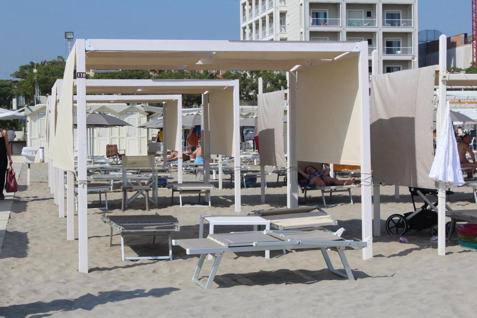 Hotel Selene - Vista Mare Ричоне Екстериор снимка